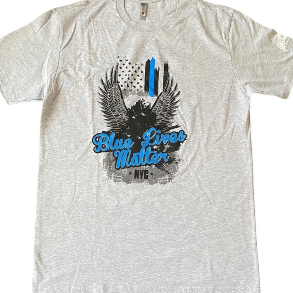 Blue Lives Matter NYC Gray Tee Shirt Size Large NEVER WORN